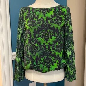 - Alice +Olivia  green navy toile pleated sleeves print blouse size XS
